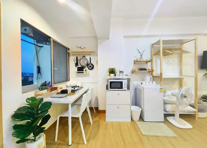 Secret Muji Vintage Building ห้องลับมูจิในตึกวินเทจ Lägenhet Bangkok